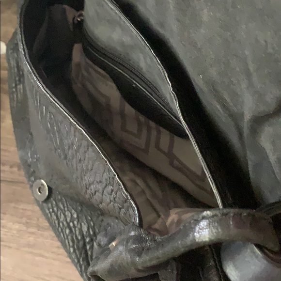 Luana black shoulder bag - Picture 4 of 4